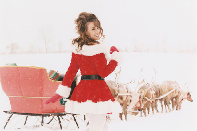 Mariah Carey’s 1994 ‘Merry Christmas’ Photos: Blending Music and Visual Artistry Music