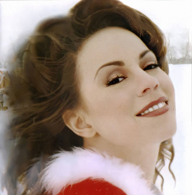 Mariah Carey’s 1994 ‘Merry Christmas’ Photos: Blending Music and Visual Artistry Music