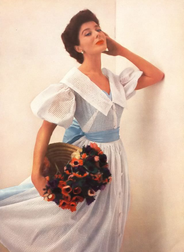#26 Bettina Graziani in Susan Small’s transformable dress, June 1952.