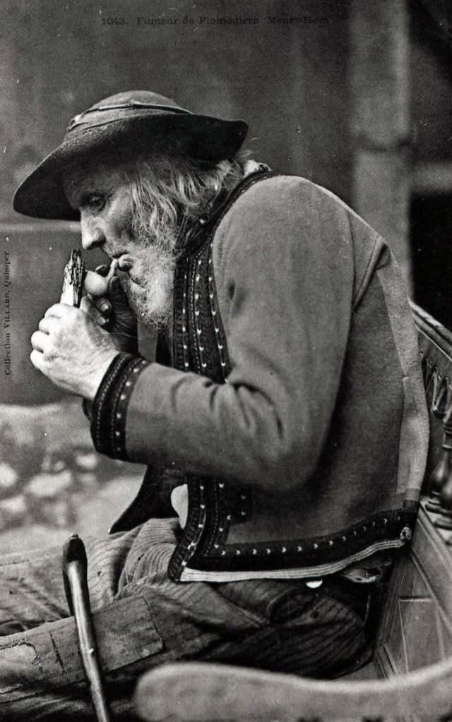 #22 Smoker in Plomodiern.