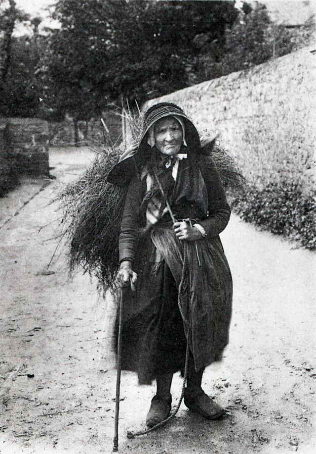 #8 Breton peasant in Île-de-Bréhat.