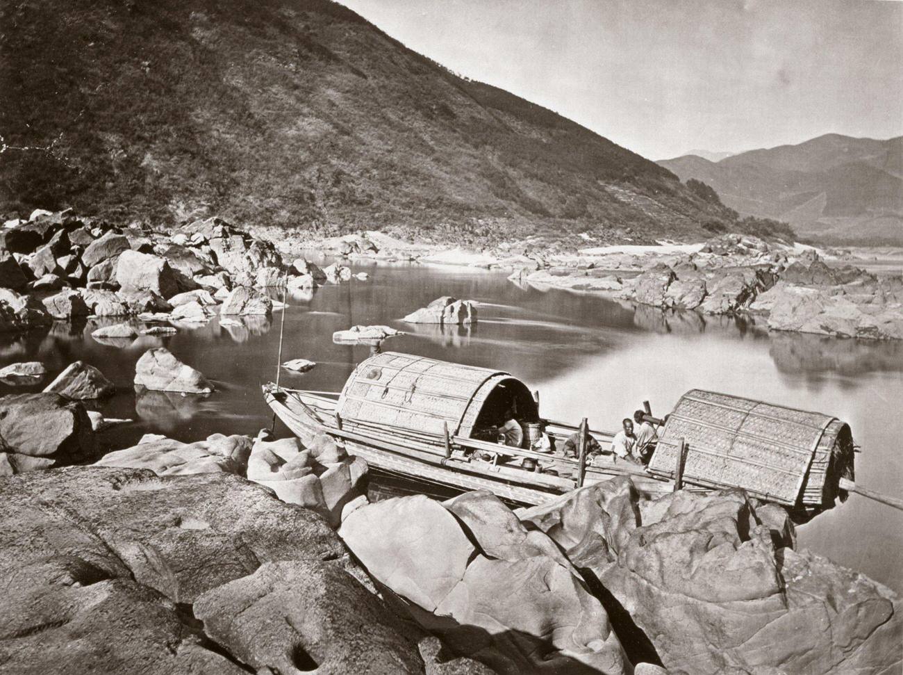 #25 A Rapid Boat by John Thomson, 1871