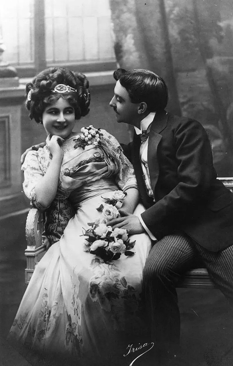 #6 Courting Victorian couple, 1890.