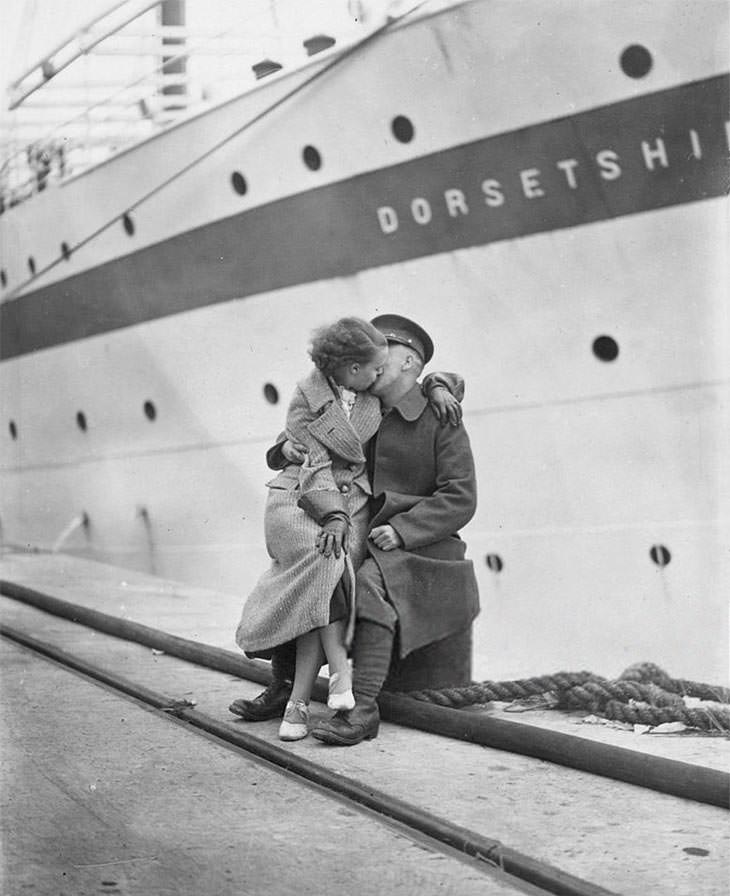 #28 Manchester Regiment member, quayside reunion, Southampton, Egypt move.