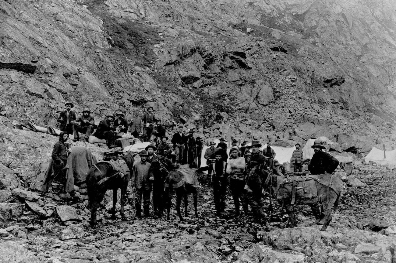 #33 A party with pack horses, 1890s