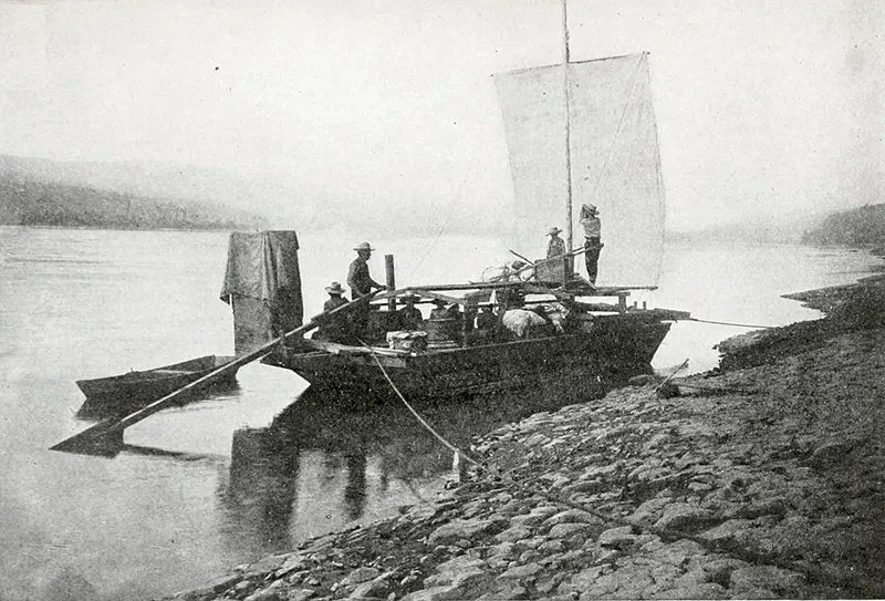 #76 Klondikers sailing towards Dawson on the upper Yukon River, 1898.