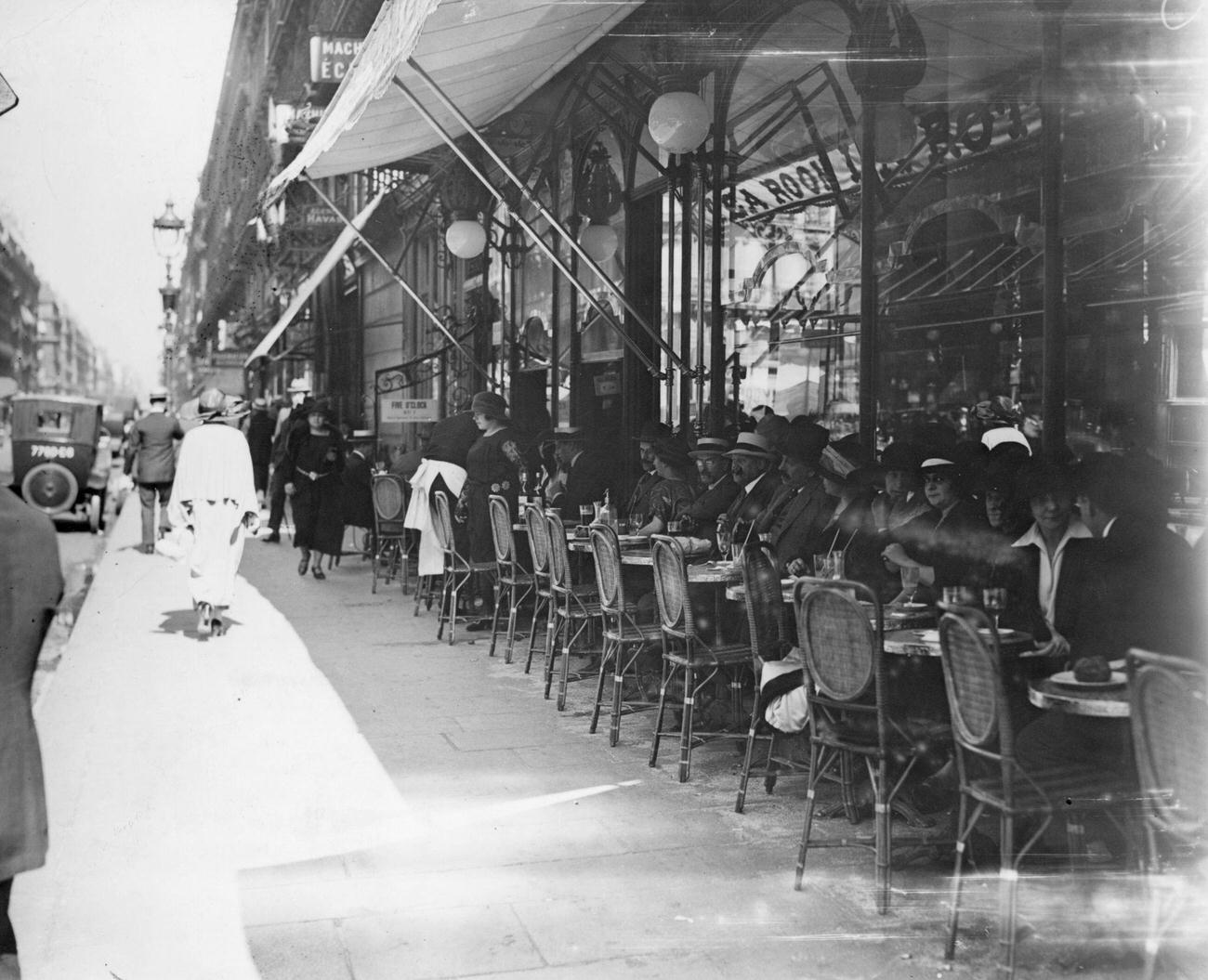 #13 Cafe la Rotunda, Paris Street Scene, August 1922
