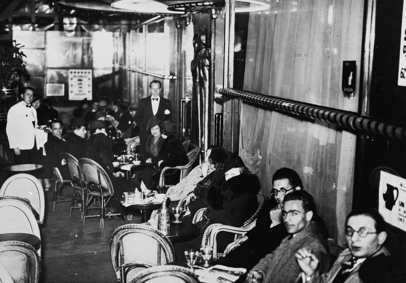#17 Interior of Cafe Dupont-Latin, Boulevard Saint-Michel, Paris, 1920s