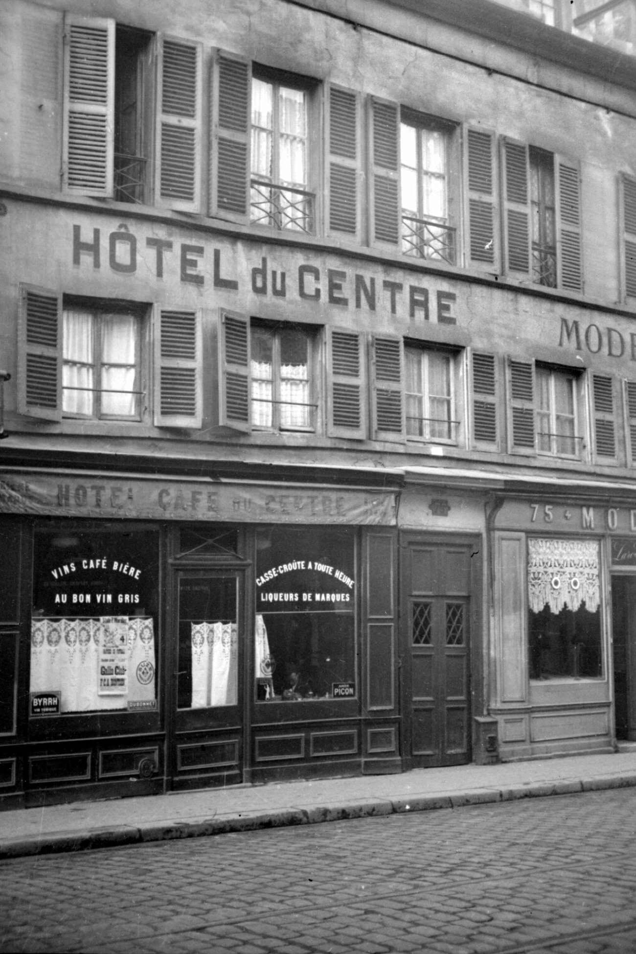 #18 The Hotel of the Center, Paris, 1920s