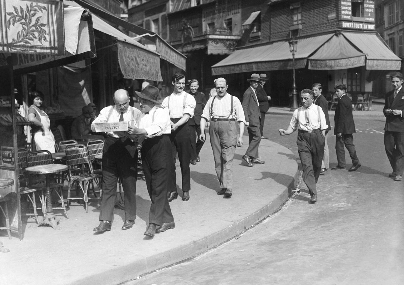 #31 Men Strolling in Paris During Heatwave, 1928