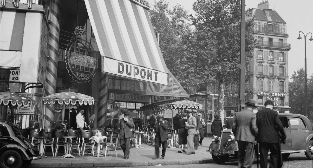 #48 Paris Cafe, Circa 1935