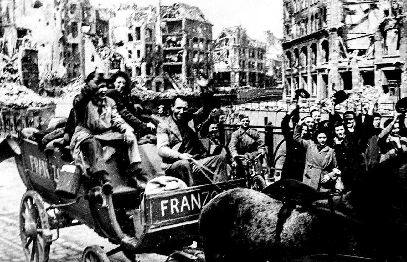 #32 Liberation of Leningrad, Russia, WWII, 1944