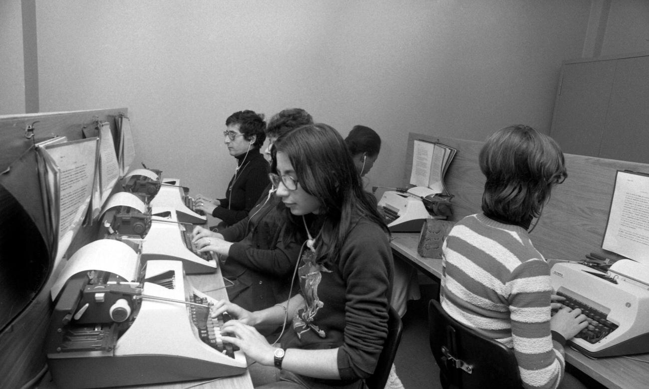 #61 Typing Course, Paris, 1975