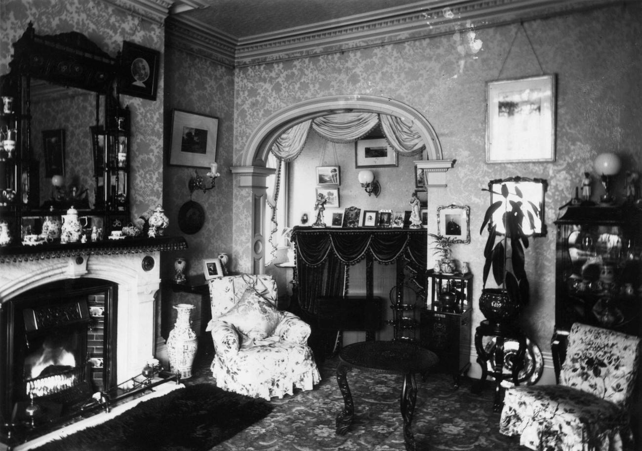 #14 A late Victorian drawing room, 1890.