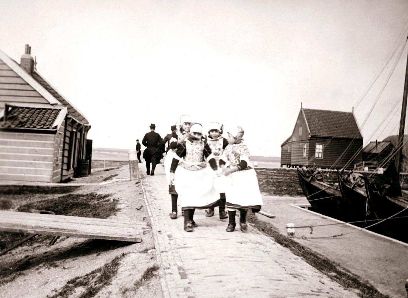 #53 Children on Marken Island, Netherlands, 1898.