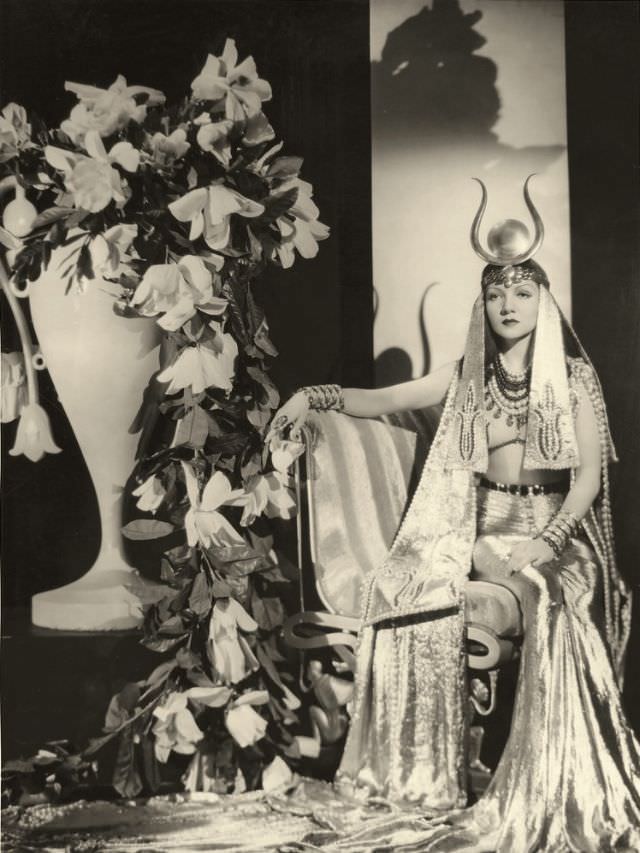 #16 Claudette Colbert in “Cleopatra,” 1934.