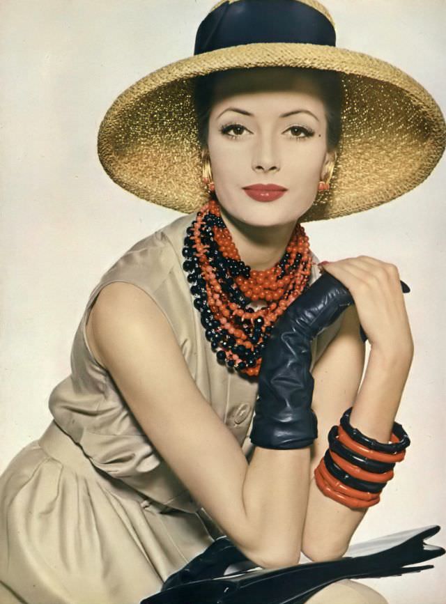 #22 Gitta Schilling in dress by Nantucket Naturals, June 1959.
