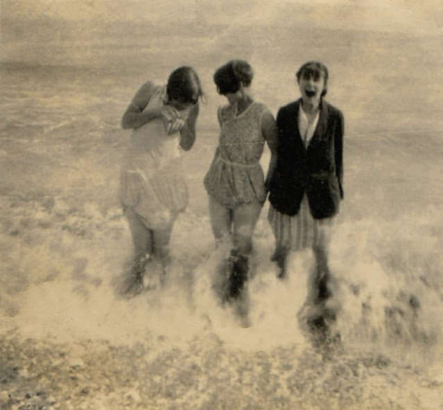 #15 Tiny gem, 1920s