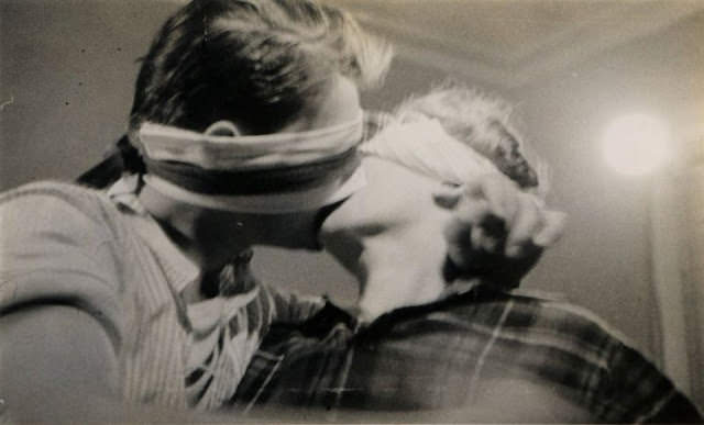 #32 Party games, 1940s