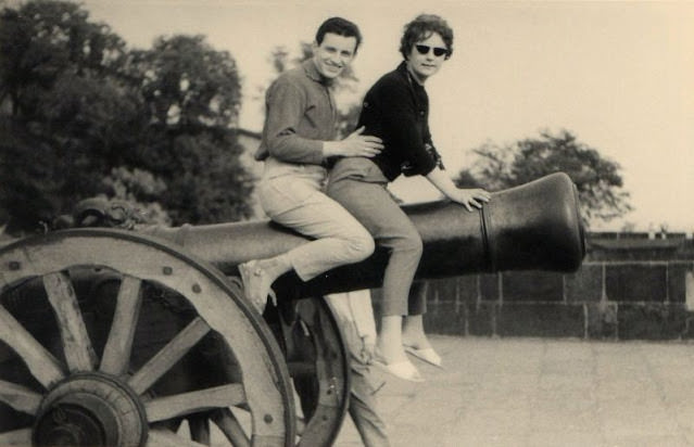 #35 Couple on the cannon, 1950s
