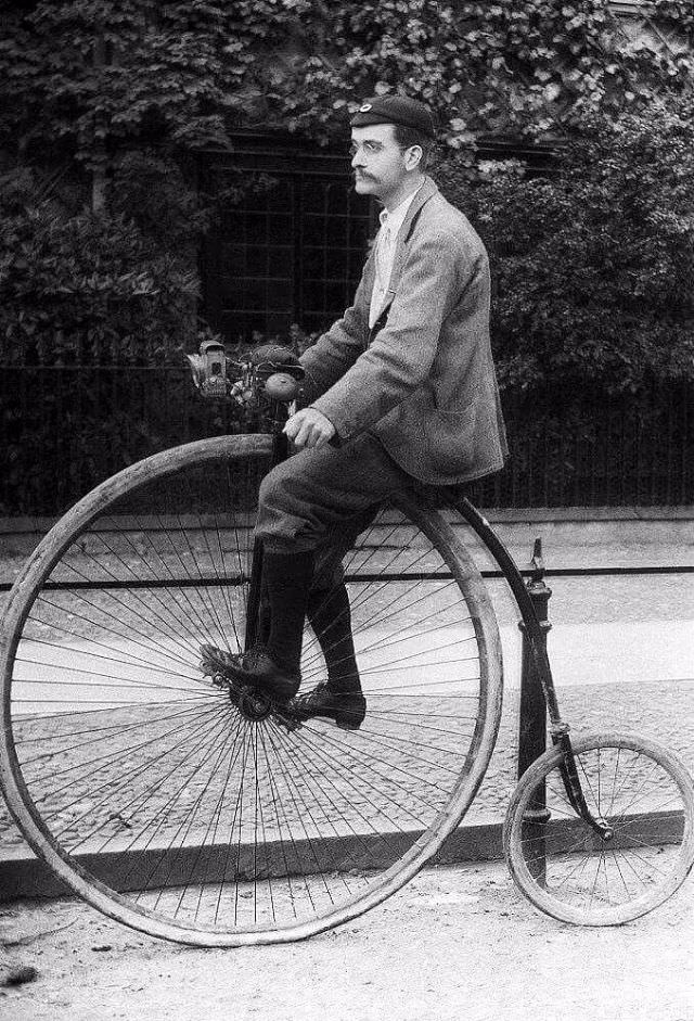 The Penny-Farthing Era Captured in Timeless Vintage Cycling Photographs Inventions