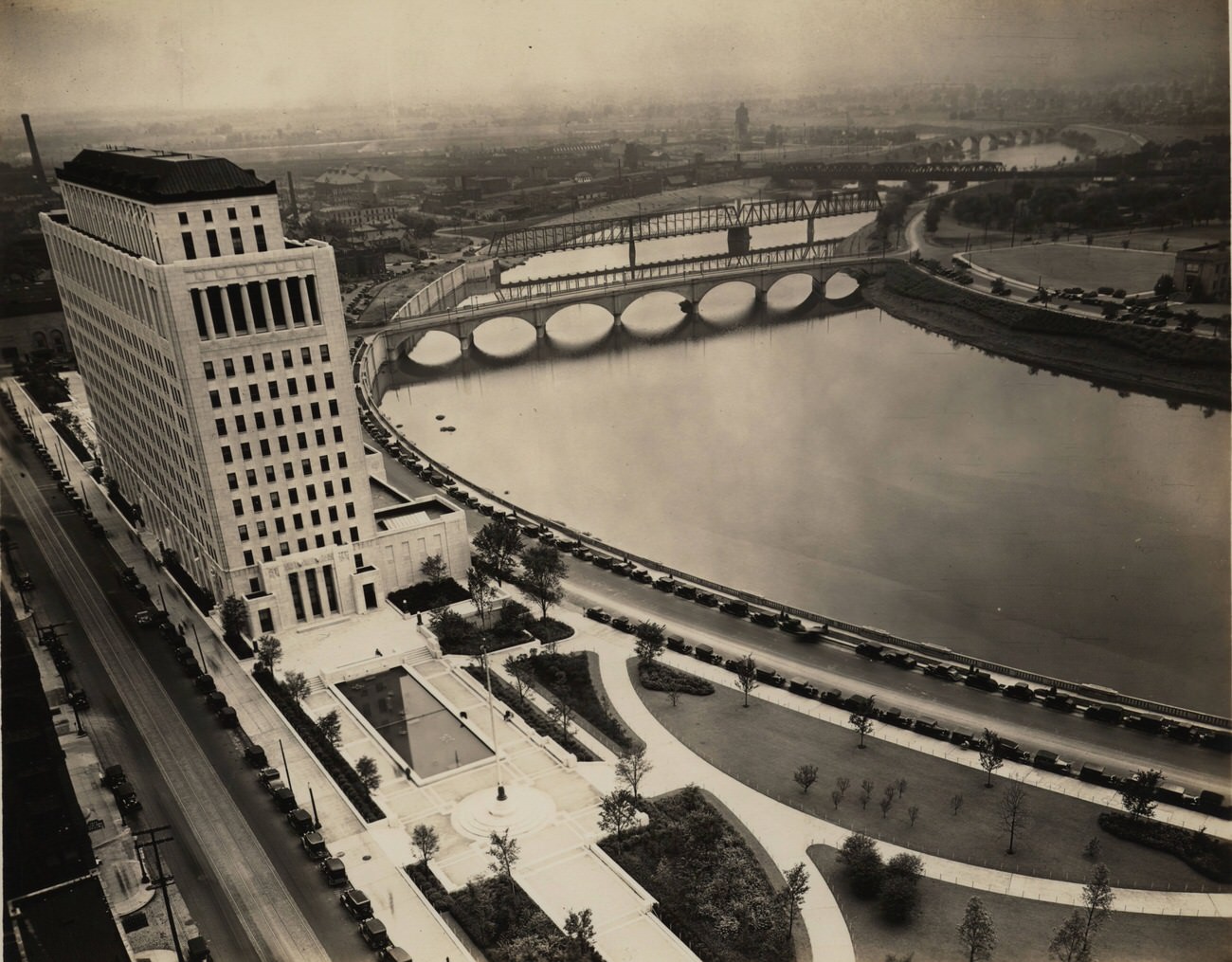 #4 Aerial view of the Columbus riverfront, showing the Olentangy-Scioto Intercepting sewer, circa 1930.