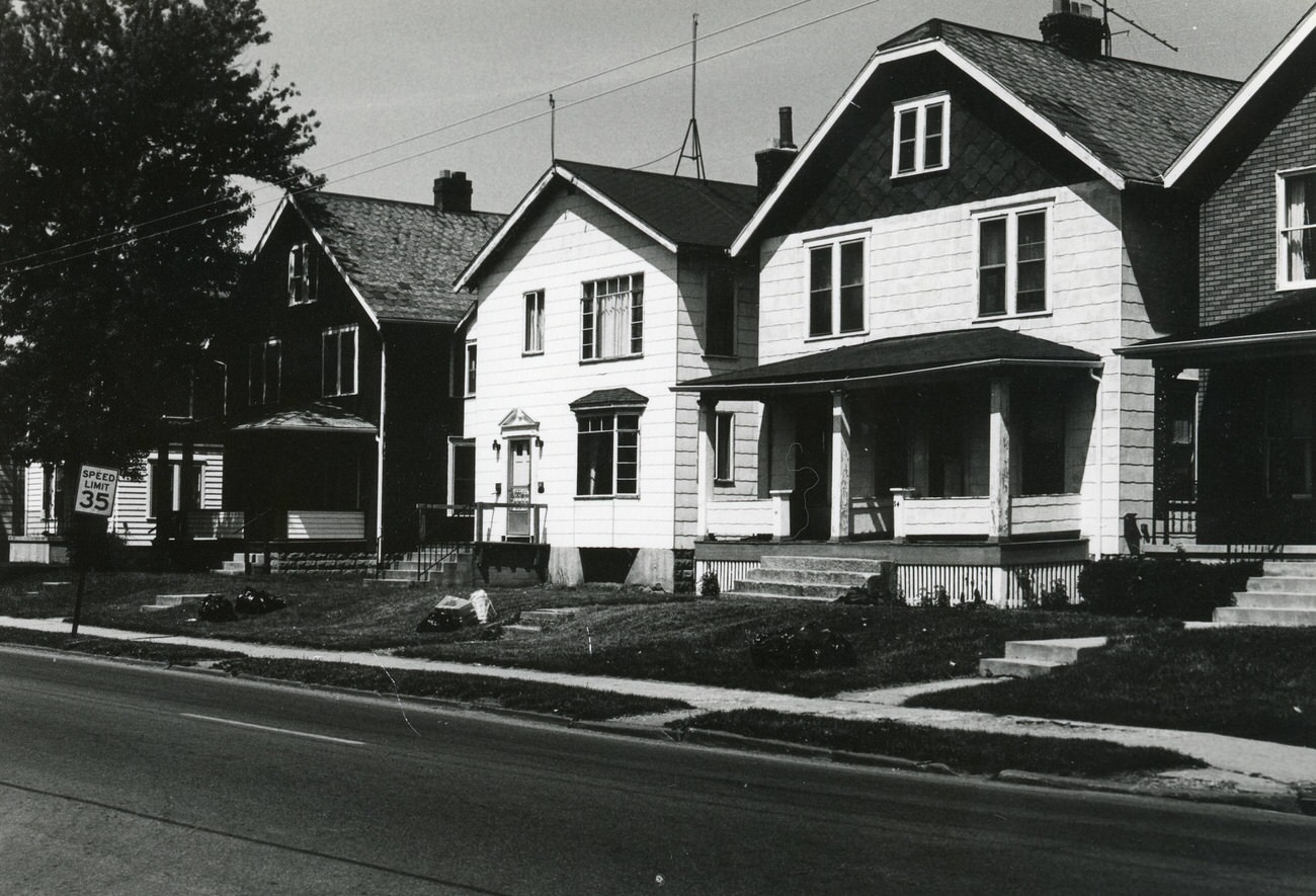 #74 94-96 and 98-100 N. Hague Ave. in Hilltop, 1980s.