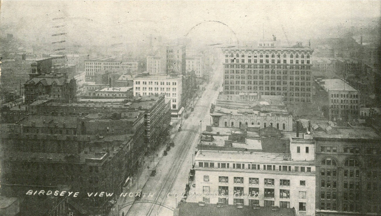 #14 Birdseye view north along north High St., featuring the famous arches, 1900s