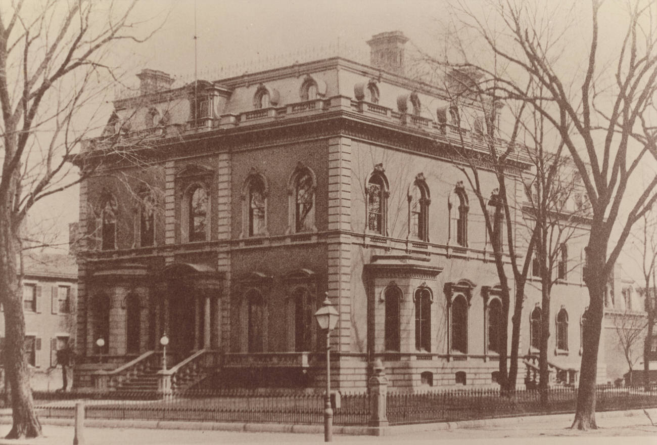 #11 Columbus Club on East Broad Street, photograph from 1889.