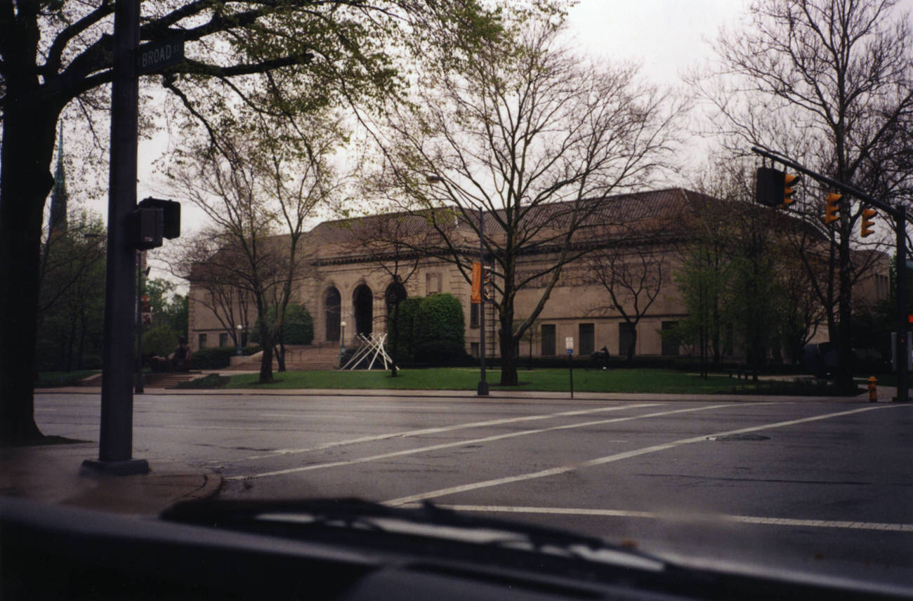 #43 North view of the Columbus Museum of Art with 1974 addition, May 8, 1997.