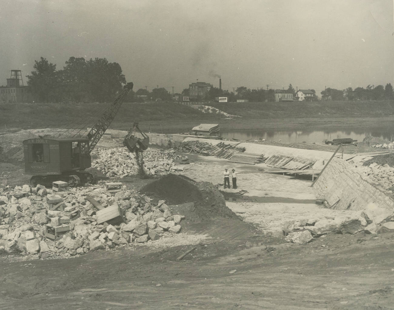 #13 Construction views of the Fifth Avenue Dam over the Olentangy River, 1935.