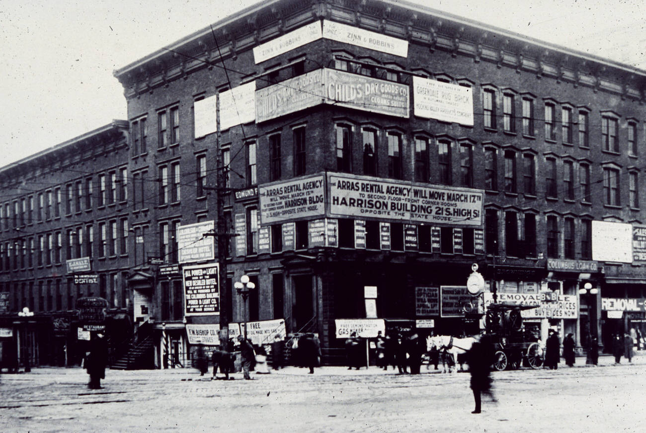 #59 Deshler Block, the predecessor to the Deshler Hotel, photograph, 1915.