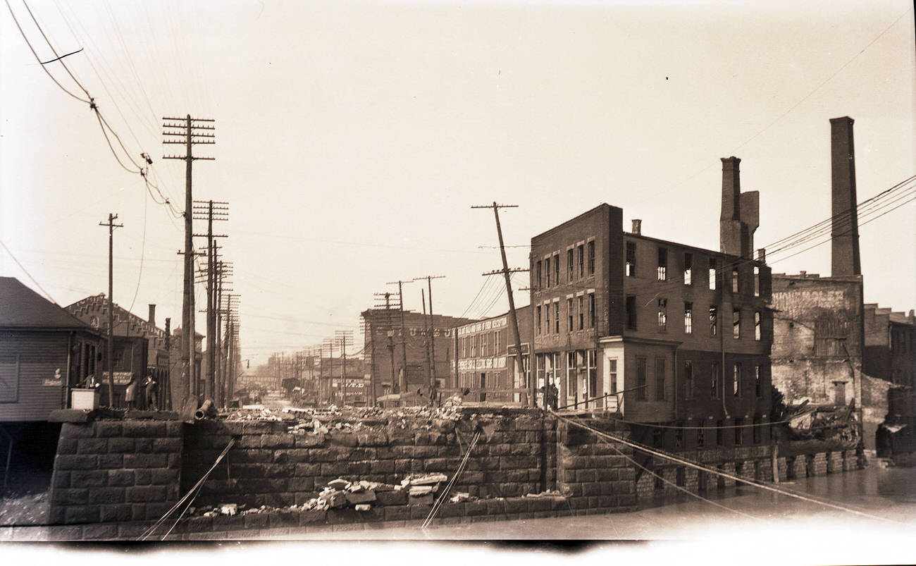 #60 West Broad Street bridge destruction from the 1913 flood, 1913