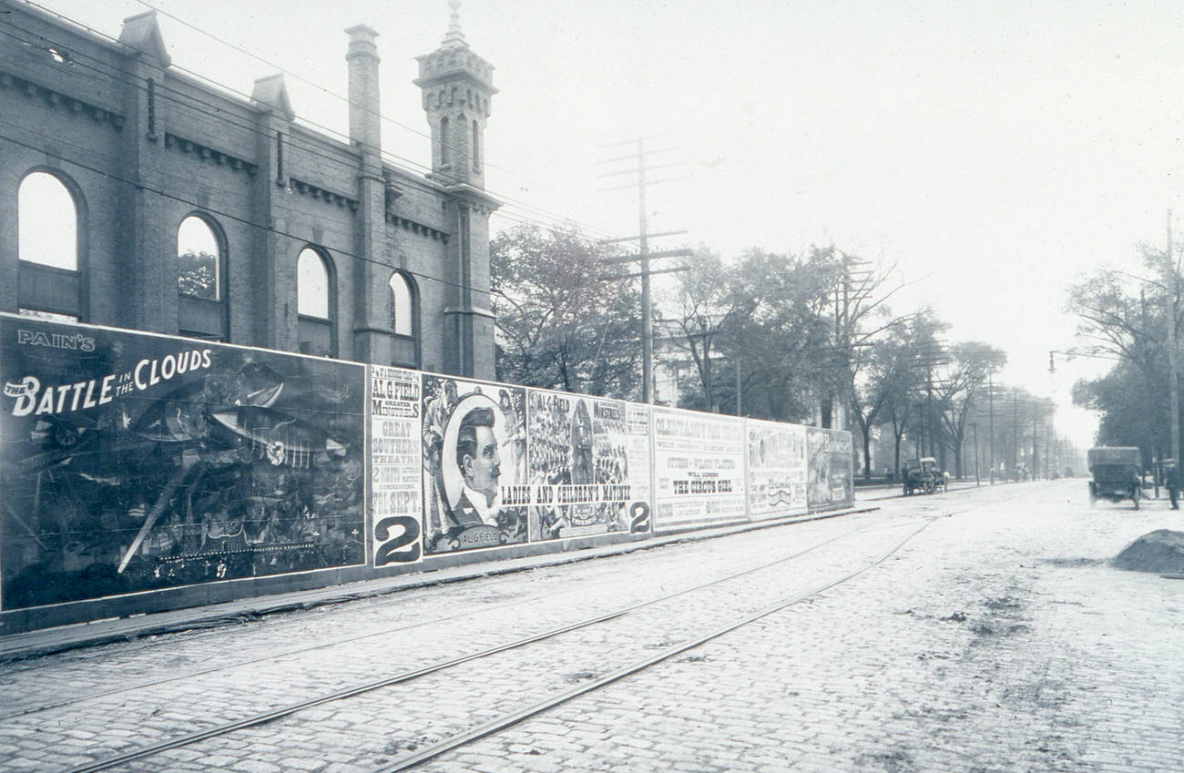 #70 Demolition of the East State Street site of the First Presbyterian Church, 1910.