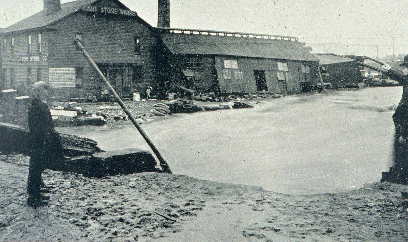 #81 Fish Stone Works at 200 W. Main Street on the canal, Columbus, 1898.