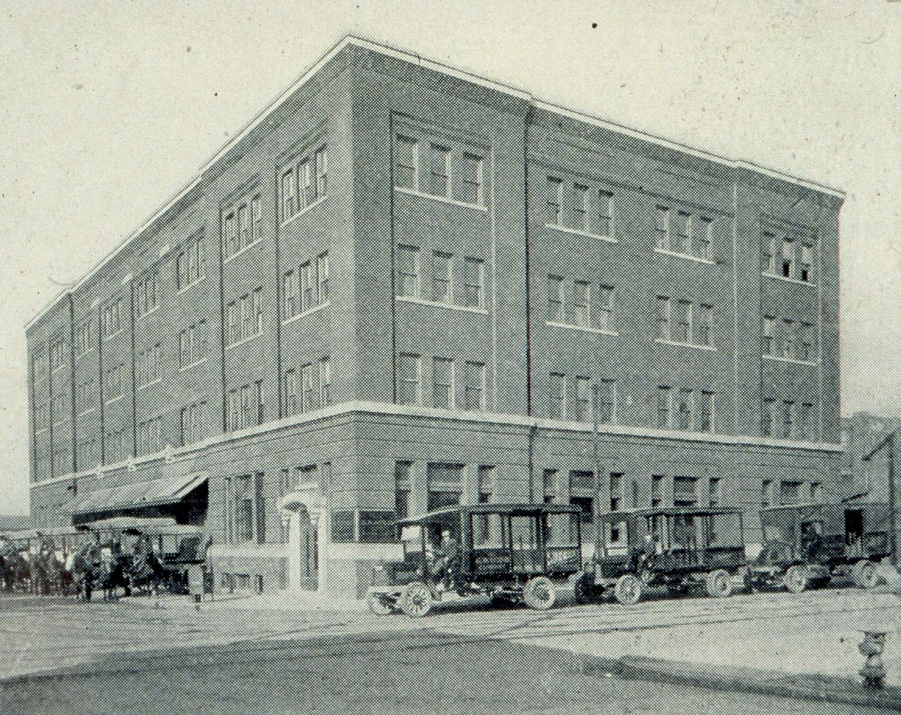 #78 George W Bobb Company, wholesale grocers, operating until 1926. Circa 1919.