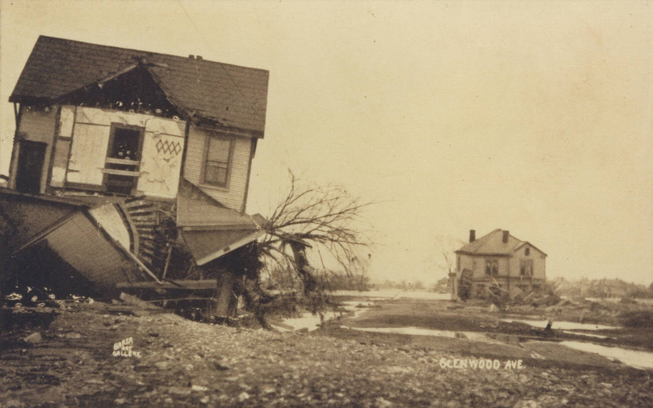 #80 Glenwood Avenue after the 1913 flood.