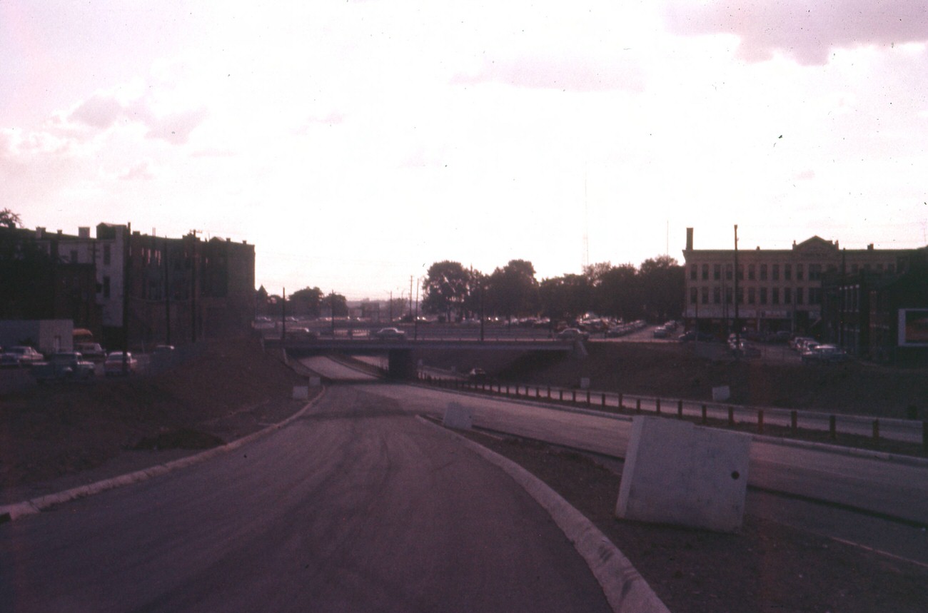 #42 Goodale Leg of Expressway (670) from Goodale ramp looking west, September 25, 1959.