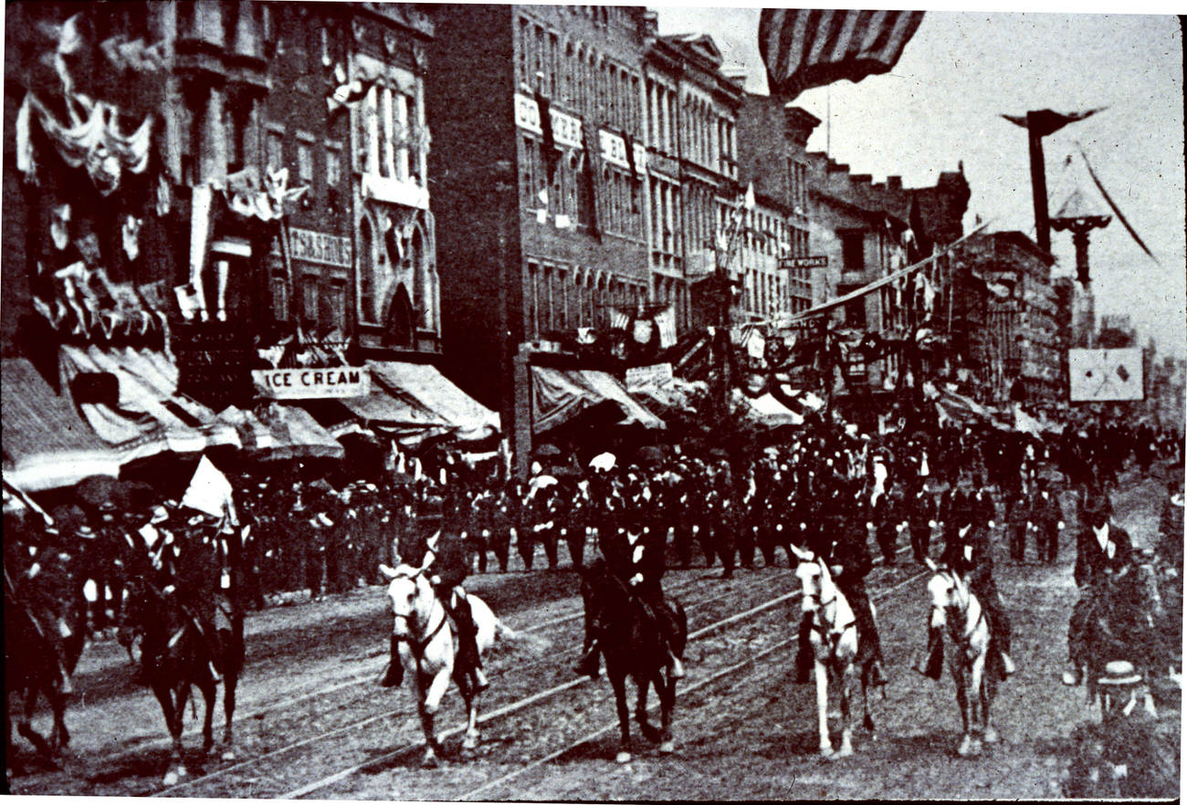 #25 Grand Army of the Republic Parade with mounted dignitaries, Columbus, 1888.