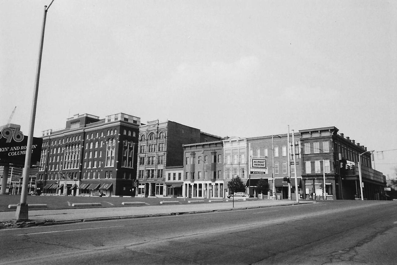 #99 Great Southern Hotel on Mound Street, in use today as The Westin Columbus Hotel, 1988.