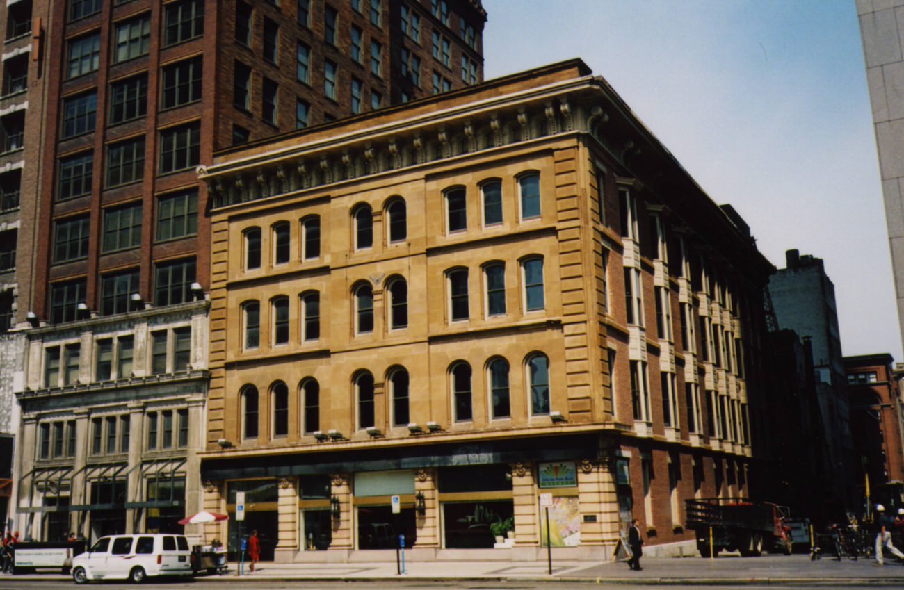 #39 Hayden Clinton Bank Building, constructed in 1869, the oldest structure facing the Ohio Statehouse, 1999