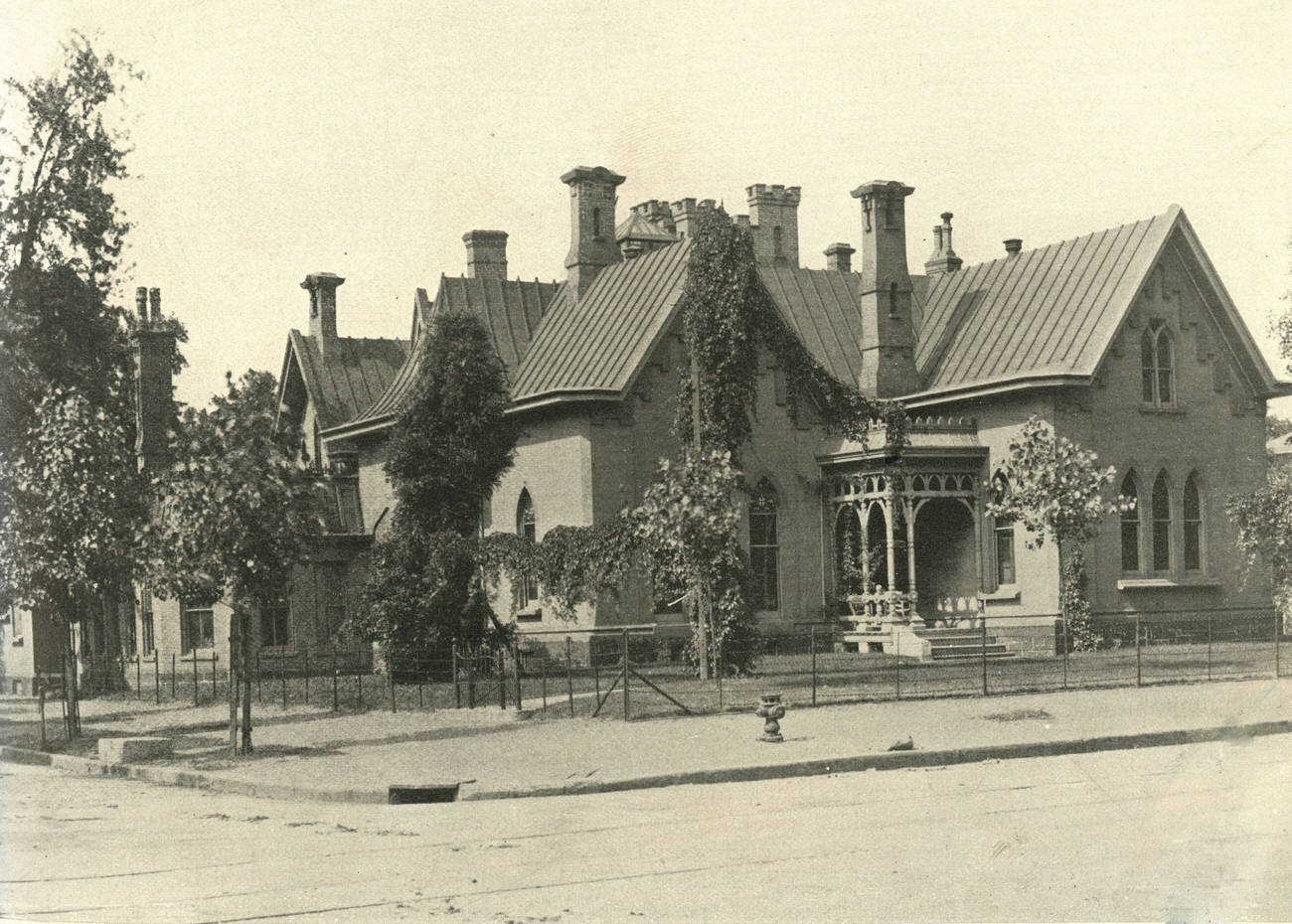 #67 Hayden Homestead, formerly the Governor’s mansion and later Knights of Columbus property, 1901.