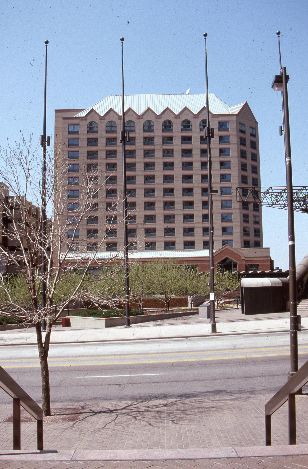 #40 Holiday Inn at Ohio Center, opened on March 1, 1988, on the site of Nicholas Gianetti’s saloon, 1990.