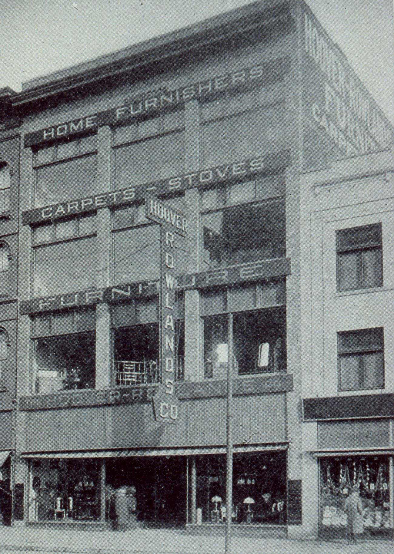 #95 Hoover Rowlands Furniture Company building, 1915.