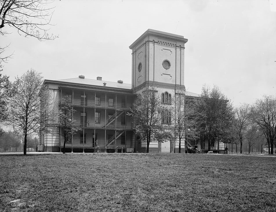 #150 U.S. Barracks in Columbus, Ohio, 1904.