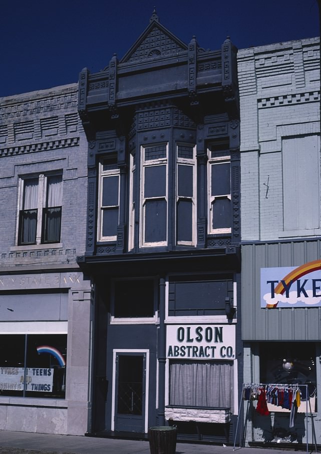 #117 Olson Abstract Co, Columbus, Ohio, 1982.