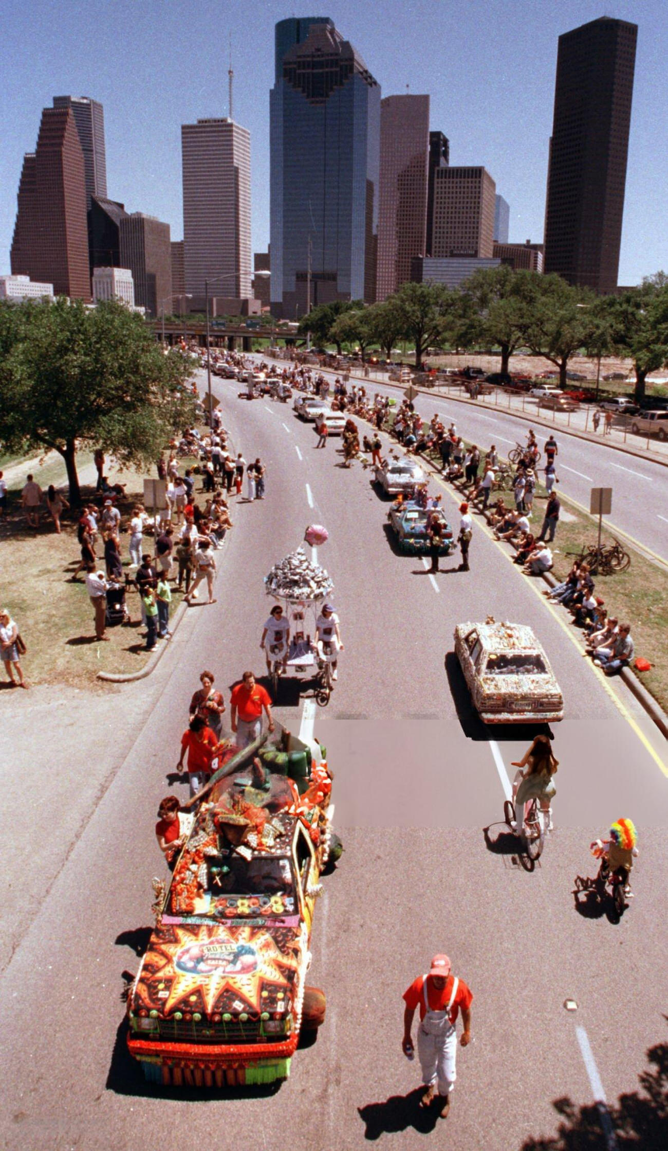#6 The 12th Annual Art Car Parade along Allen Parkway, Houston, Texas, 1999.