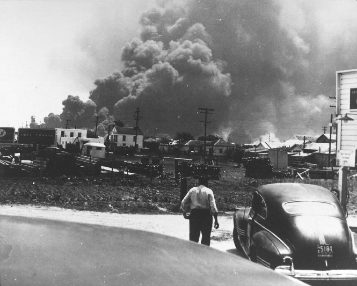 #4 Smoke from Texas City explosion aftermath, 1947