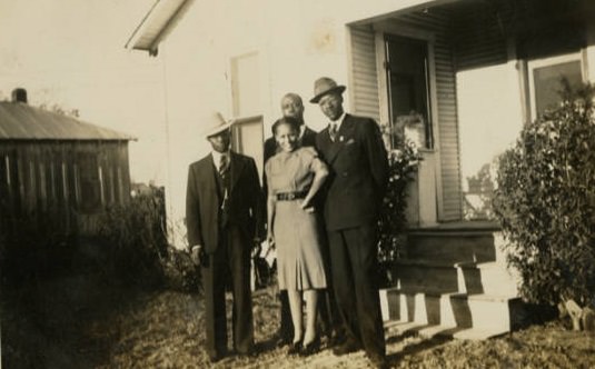 #74 Mr. and Mrs. Mitchell with friends in Mart, Texas, 1940s.