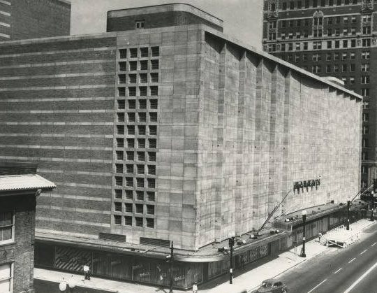 #76 Foley’s Department Store, 1940s